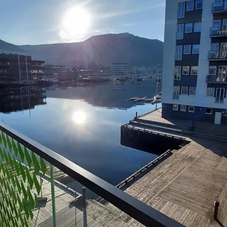 Апартаменти Bergen City Apartment *